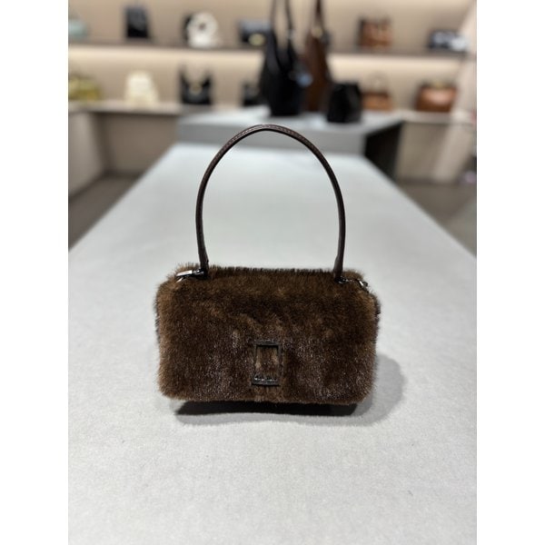 [파주점] 캐롤린 푸피 숄더백 19 RXBSX25642BRD