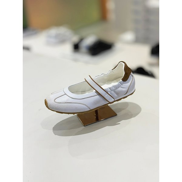 [시흥점] 스티치 메리제인 스니커즈 (아이보리) DG4DA25519IVY