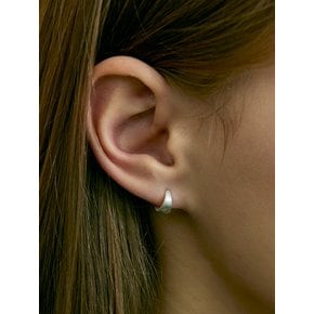 [진주귀걸이 2종 증정] Matte silver corn hoop earring (S/M)