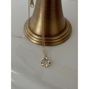 14k wave round necklace