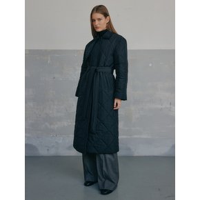 QUILTED LONG COAT - BLACK