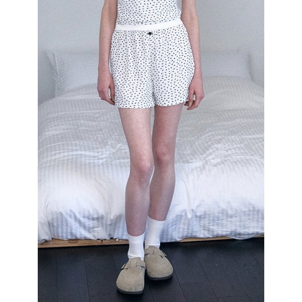 Kiki Flower Short Pants__Black