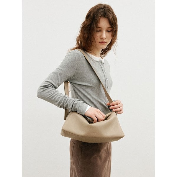 리네아 오버랩 플랩 숄더_ETOF