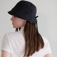 Ribbon Strap Bucket Hat in Black VX4MA312-10