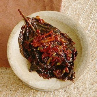  국산 양념 깻잎 장아찌 180g 깻잎 무침 깻잎 김치 집 밥반찬 여름 밑반찬 깻잎절임 겨울밑반찬