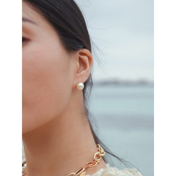 [단독]UNBALANCE PEARL EARRING GOLD