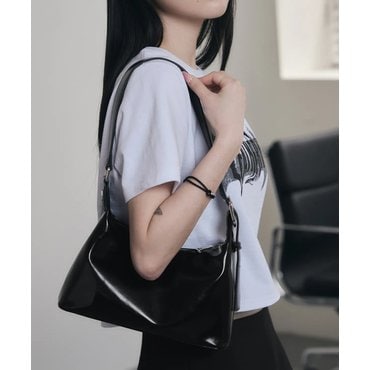레더리 퓨즈 글로시 컴팩트 숄더백 [BLACK]