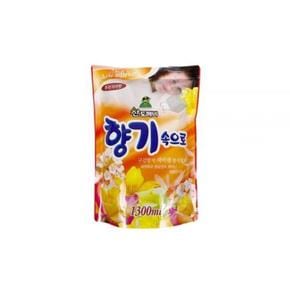 [감성하우스] 후리지아 피부보호 섬유유연제 리필 1300ml 생필품 (S18838604)