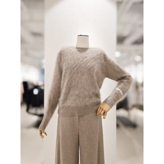 아이잗컬렉션 [파주점] [더아이잗컬렉션]캐시미어 기모 풀오버 니트 CRBA1PO771