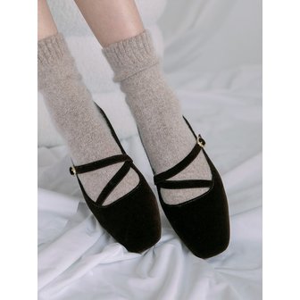 에델나인 [단독]Zuri 쥬리 벨벳 키높이 털 메리제인 3cm