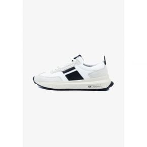 4634352 Sergio Tacchini 70S NEO RUNNER - Trainers white/tofu/nimbus cloud