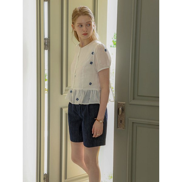 DD_Floral embroidery peplum shirt_WHITE