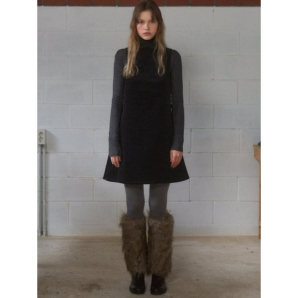 Cole corduroy dress (black)