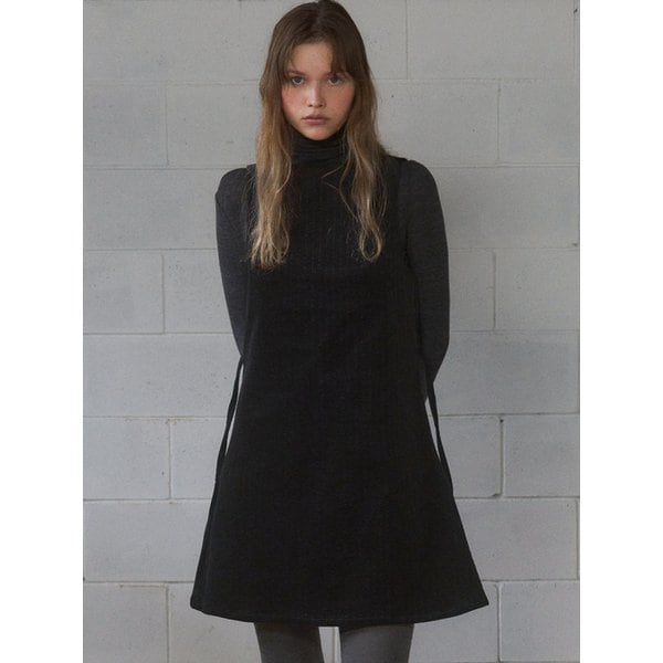 Cole corduroy dress (black)