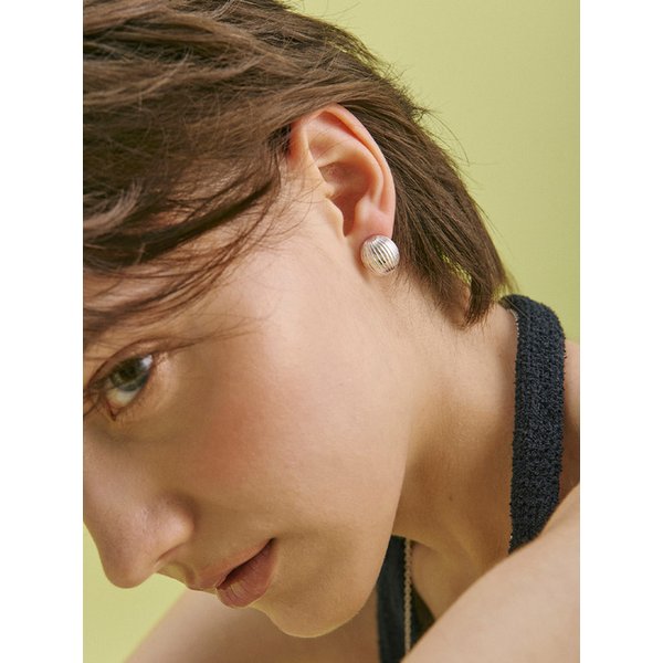 Ribbed Orb Stud Earrings