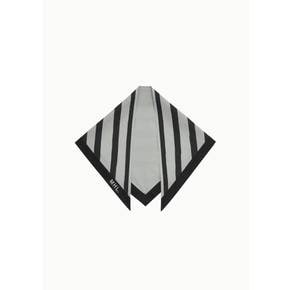 엠에이치엘 26SS Printed Woven Scout Scarf, Fog