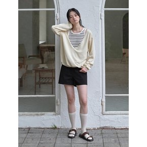 DEEP V-NECK SWEATSHIRT (butter yellow)
