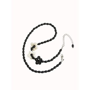 Matte Black & Flower Necklace