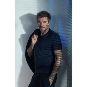 BOSS [FA25] BOSS X DAVID BECKHAM 레귤러핏 린넨 티셔츠 다크 블루(50552243408)