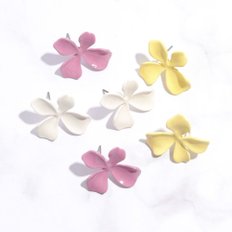 [당일출고] 여자 꽃잎 봄여름 애나멜 포인트 꽃무늬 귀걸이_2