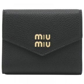 5MH0402DT7F0002 VIT.DAINO NERO miumiu [] [뮤우 뮤] 가죽 지갑 블랙 컴팩트 트라이 배 지갑