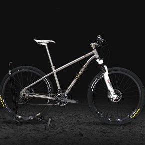 SEVEN 세븐 솔라 SL 티타늄 XTR24단 27.5 MTB 산악용 조립 자전거