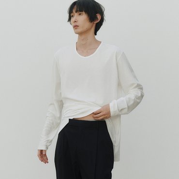 노이어 실크 블렌디드 U넥 티셔츠 (화이트, 블랙) N23STS01
