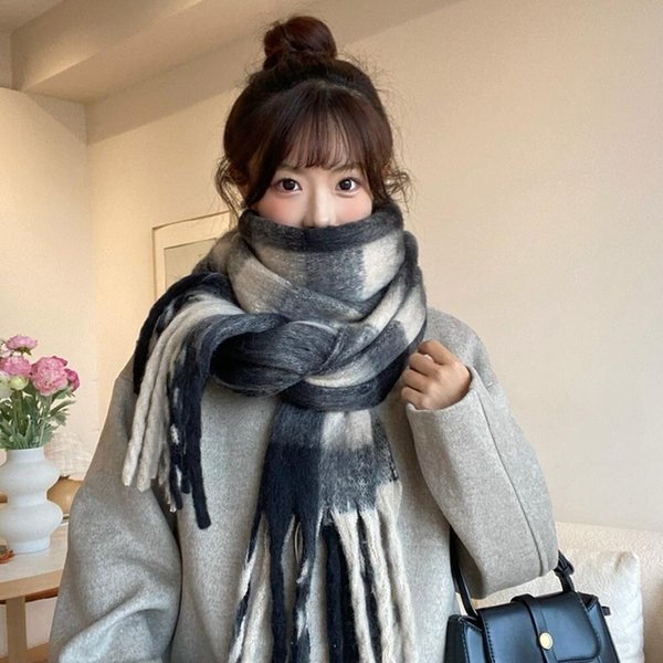 [옷자락] 여자 겨울 러블리룩 배색 체크 와이드 패션 목도리
