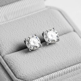 메종드쉬 모이사나이트 귀걸이 랩 다이아 4프롱 1캐럿