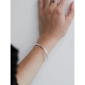 bumpy bangle - silver