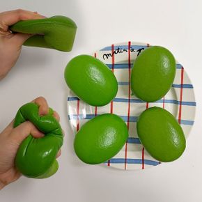 윤기메론왔빵 빵스퀴시볼 스트레스완화 말랑이 손힐링_P414576044