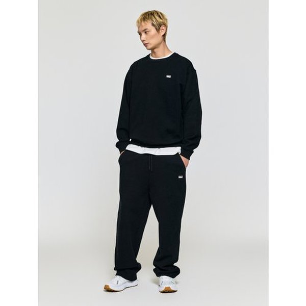 [여주점] ESSENTIAL BOX LOGO SWEAT