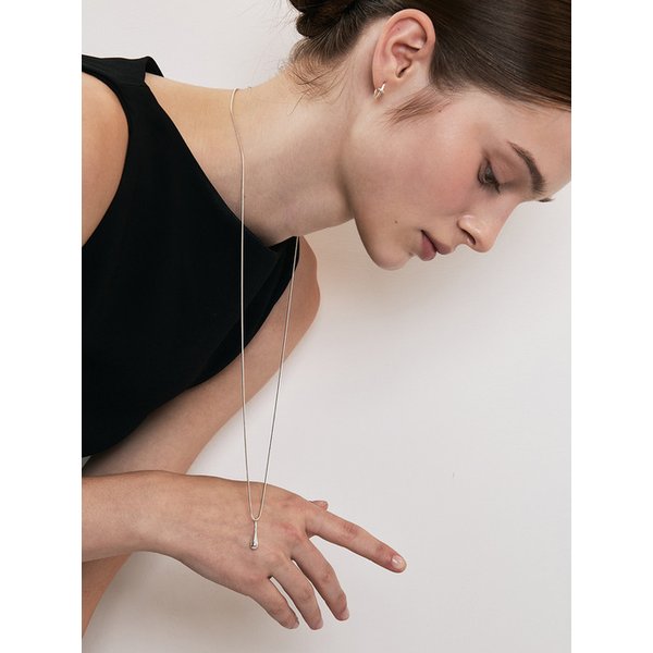 drop line lariat necklace