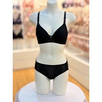 트라이엄프 [파주점] 여성 와이어 솔리드헴날개브라팬티 세트 TFWBRR 177BK