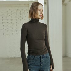 BASIC TURTLENECK T-SHIRT_BROWN