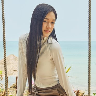 배럴 우먼 에센셜 크롭 집업 래쉬가드 아이보리 (B5SWWCZ001IVR)