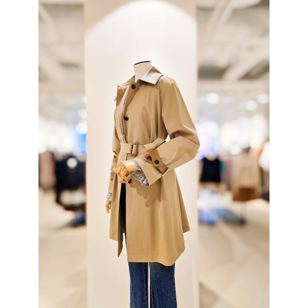 [파주점] [더아이잗컬렉션]벨티드 레더 빈티지 하프 트렌치코트 CR3A0TC711