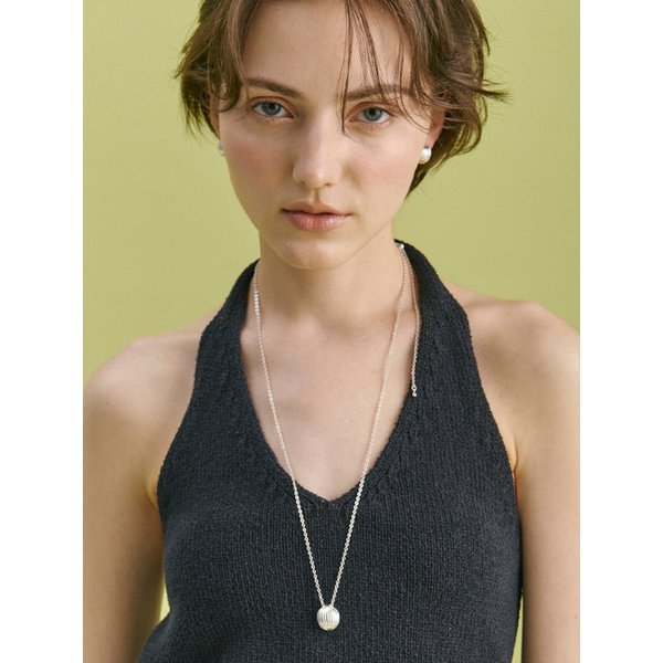 Ribbed Orb Necklace