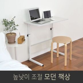 1인용 컴퓨터 거실 쇼파 소파 테이블 책상 베드트레이