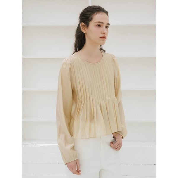 [수정 PICK]Q Flowy Front Tuck Flare Blouse_Vanilla