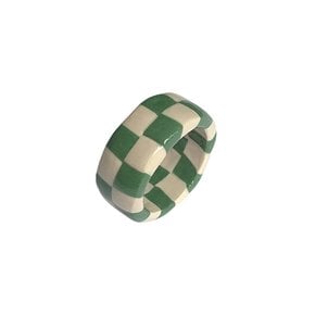 chess ring_ khaki