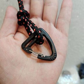 배낭 가방 끈 연결 삼각 카라비너 고리