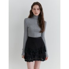 Of turtleneck t-shirt (gray)