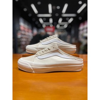 반스 [시흥점] 남녀공용 스니커즈 Lx 올드스쿨 뮬(마쉬멜로우)(VN000DC589F)