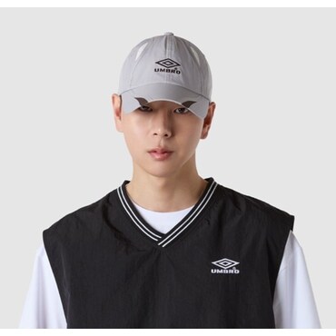 엄브로 남녀공용 배색 절개 볼캡 UQ223CCP42LGR