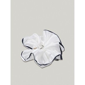 CLASSIC LOGO HAIR SCRUNCHIE [IVORY - SILK]