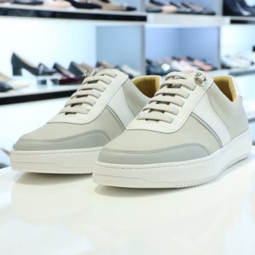 에스콰이아 남성스니커즈 EQDSHZ117 키높이스니커즈 캐주얼무드 경량 가죽스니커즈 발볼넓은신발