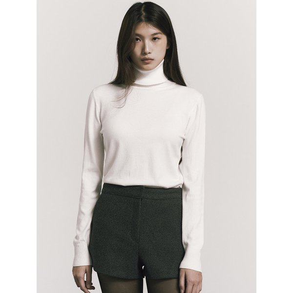 [ESSENTIAL] SOFT TURTLENECK SLIM KNIT_BLACK