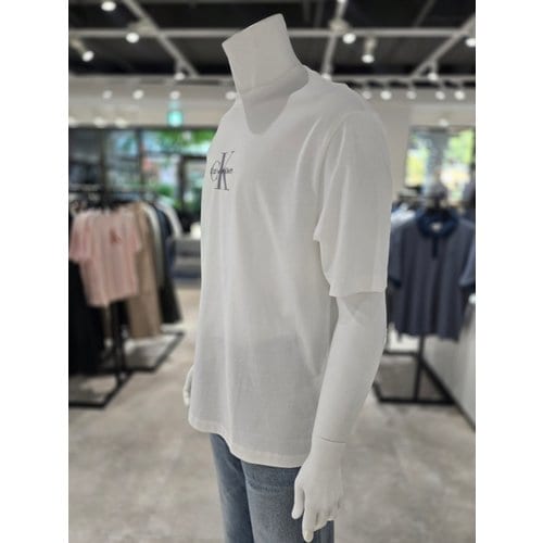5785cac26a8e823ff9b5.jpg