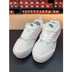 [파주점] (남여공용) 뉴 스택 (Knu Stack)(Smarten Up White/Pink)(VN000CP6YL7)